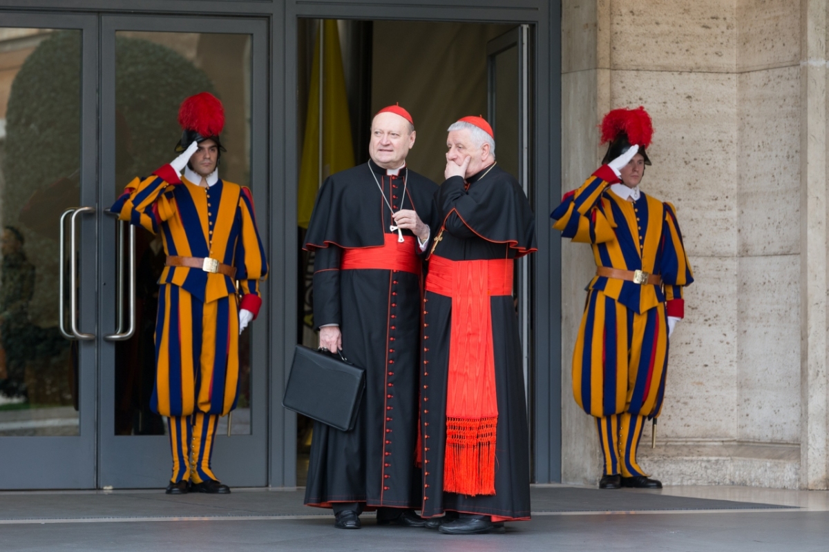 Vatican City: Cardinals Ravasi and Versaldi - IX Congregation of Cardinals before the election of Pope Francis. Photo: Gustavo Kralj/GaudiumpressImages