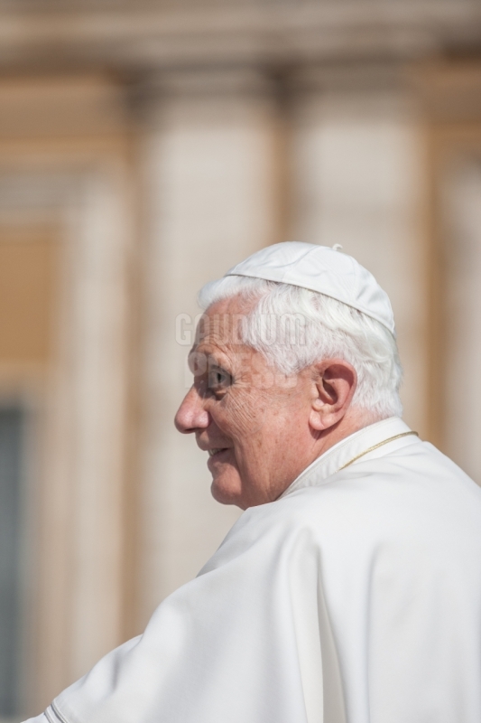 Pope Benedict XVI General Audience - St Peter Square, 24 September 2008 - ©Gustavo Kralj/GPImages EDITORIAL USE ONLY