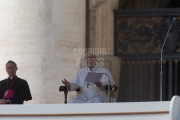 Vatican City: Pope Francis Audience  27-03-2013 - Papa Francesco Udienza generale Piazza San Pietro Citta del Vaticano . ©Gustavo Kralj/GPImages