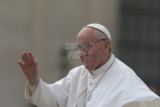 Vatican City: Pope Francis Audience  27-03-2013 - Papa Francesco Udienza generale Piazza San Pietro Citta del Vaticano . ©Gustavo Kralj/GPImages