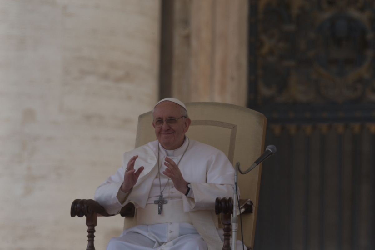 Vatican City: Pope Francis Audience  27-03-2013 - Papa Francesco Udienza generale Piazza San Pietro Citta del Vaticano . ©Gustavo Kralj/GPImages