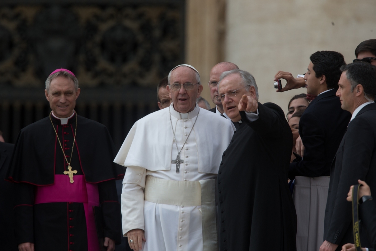 Vatican City: Pope Francis Audience  27-03-2013 - Papa Francesco Udienza generale Piazza San Pietro Citta del Vaticano . ©Gustavo Kralj/GPImages