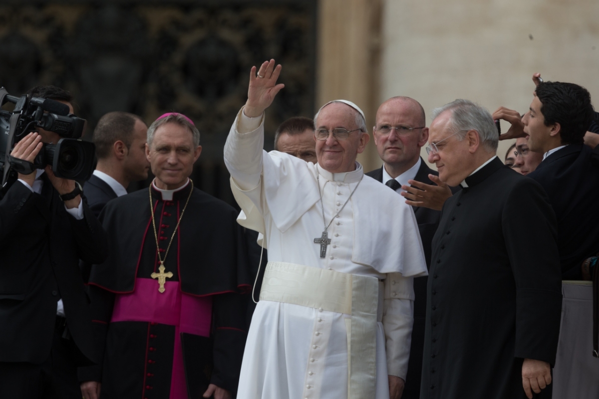 Vatican City: Pope Francis Audience  27-03-2013 - Papa Francesco Udienza generale Piazza San Pietro Citta del Vaticano . ©Gustavo Kralj/GPImages