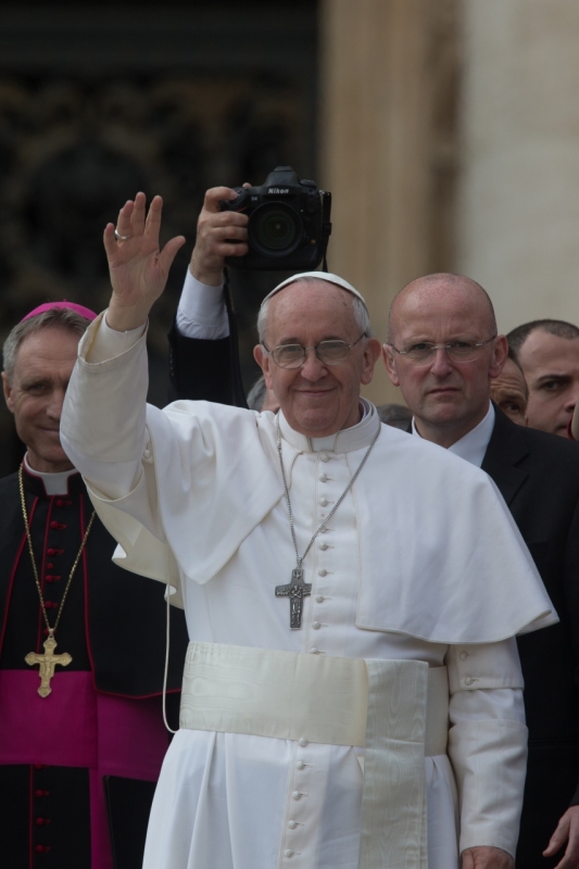 Vatican City: Pope Francis Audience  27-03-2013 - Papa Francesco Udienza generale Piazza San Pietro Citta del Vaticano . ©Gustavo Kralj/GPImages